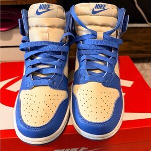 Nike dunks sneakers size 6
